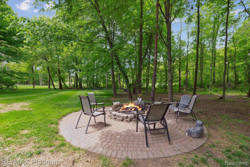4298 EMU Drive, Pinckney, MI 48169 — Photo 29