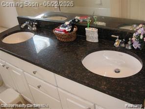 41119 Scarborough Lane, Novi, MI — Photo 18