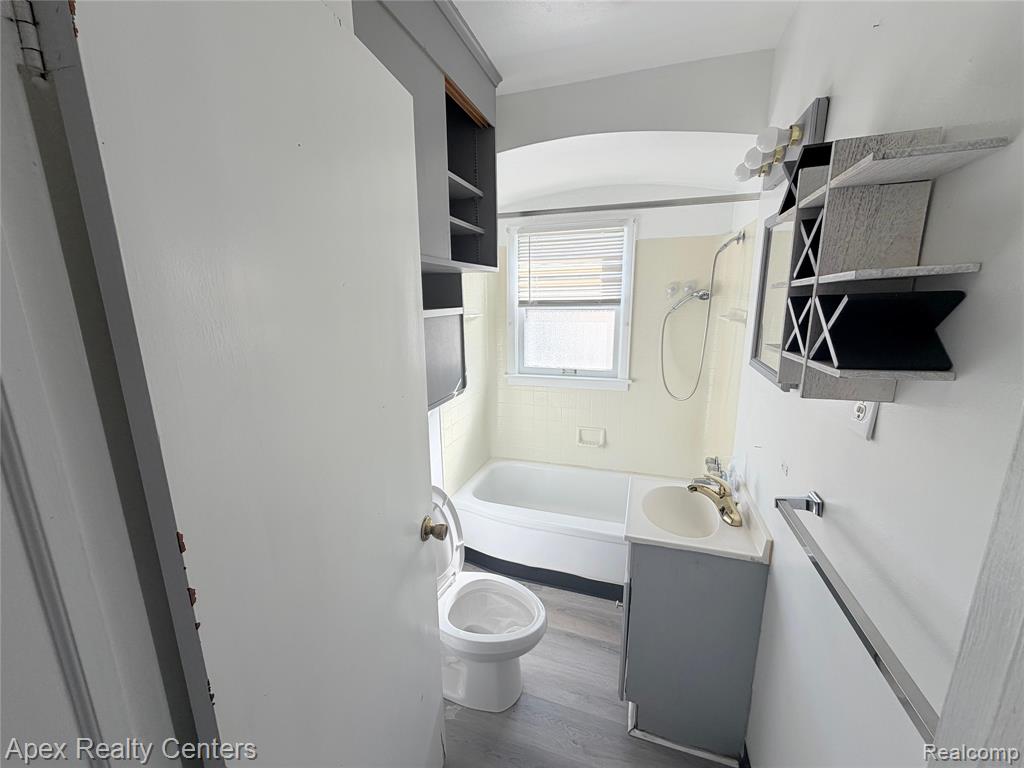 7232 Dolphin, Redford, MI 48239 — Photo 17