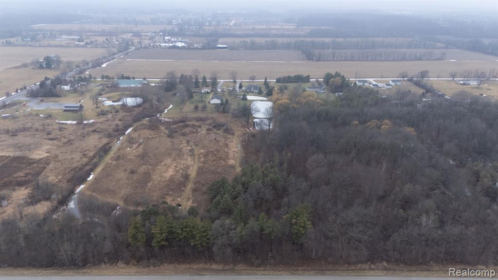 9411 Jennings Road, Grand Blanc, MI 48439 — Photo 38