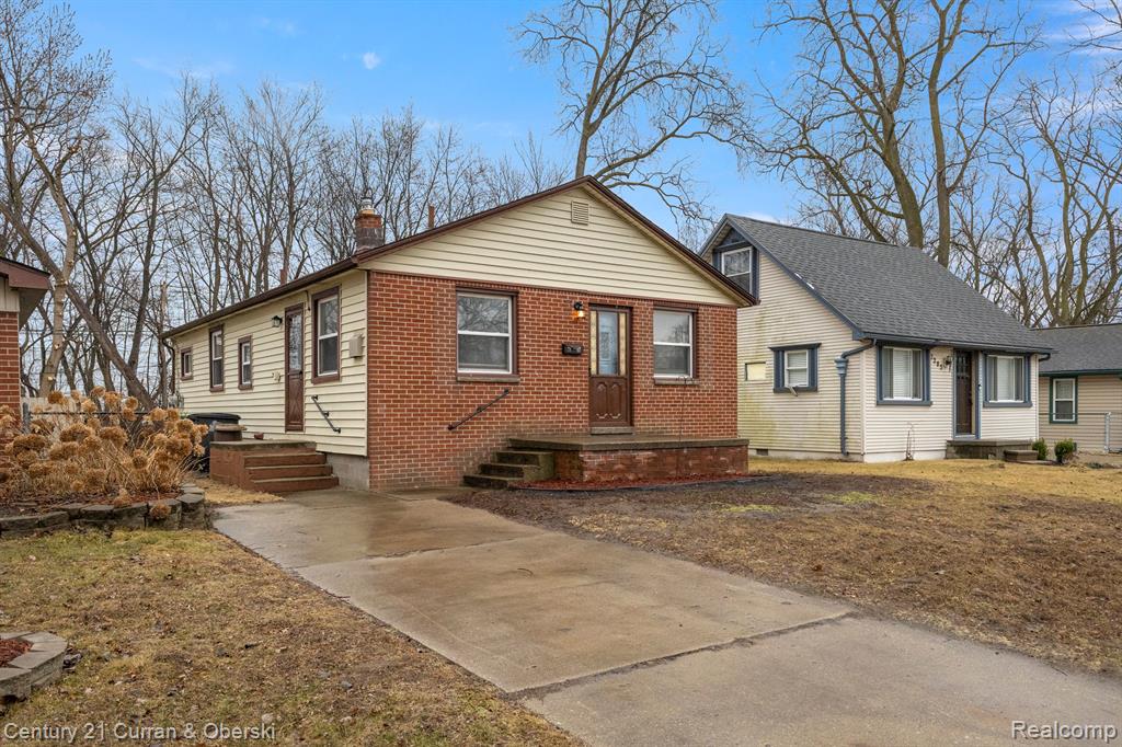 7157 CHEROKEE Street, Taylor, MI 48180 — Photo 2