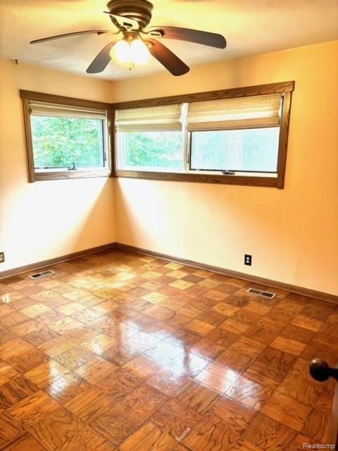 7060 MERRYBROOK, West Bloomfield, MI — Photo 11
