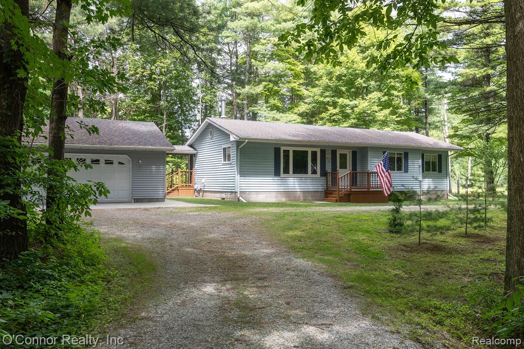 5386 Fitzgerald Road, St. Clair, MI 48079 — Photo 33