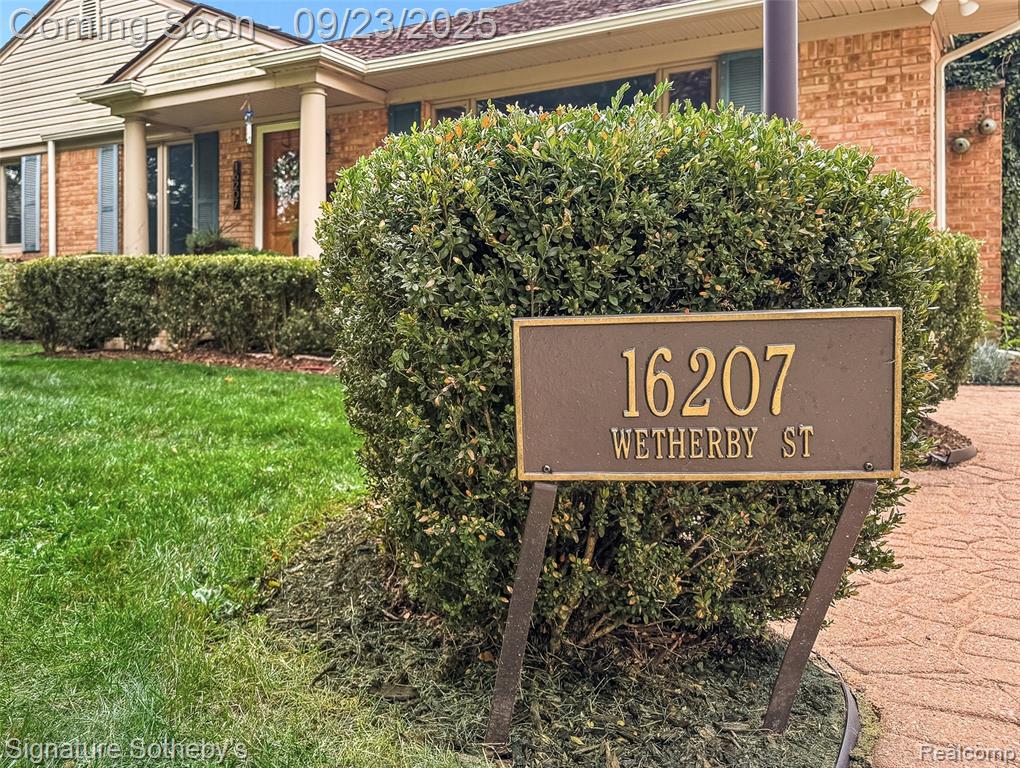 16207 Wetherby Street, Beverly Hills, MI 48025 — Photo 26