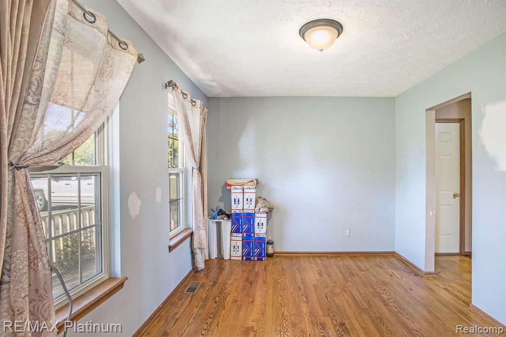 7819 Summer Breeze Trail, Howell, MI 48843 — Photo 4
