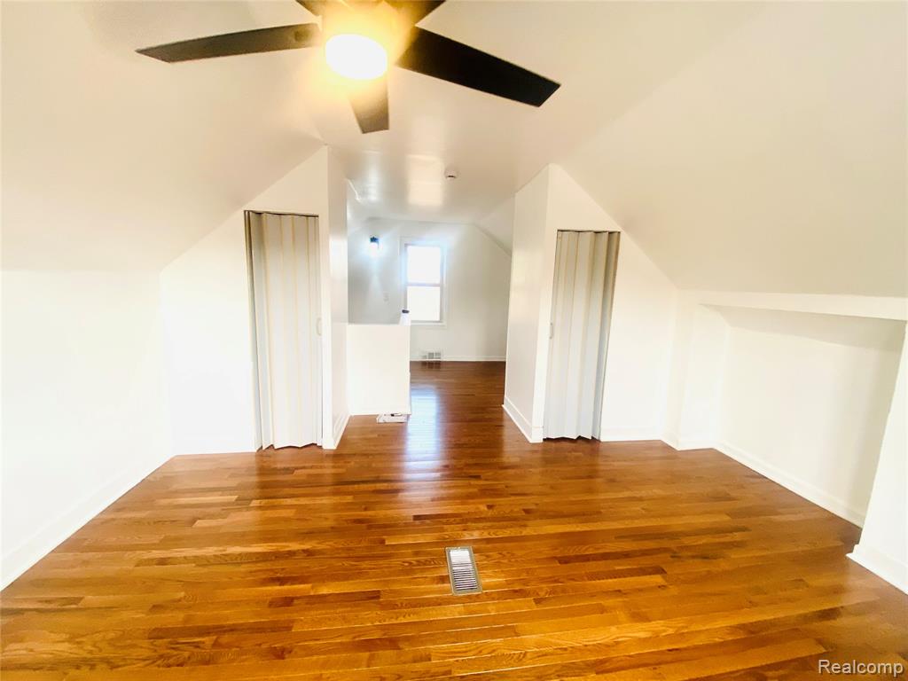 734 Highland Street, Wyandotte, MI 48192 — Photo 35