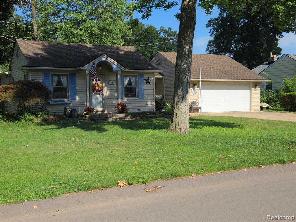 5924 N Karle Street, Westland, MI — front exterior