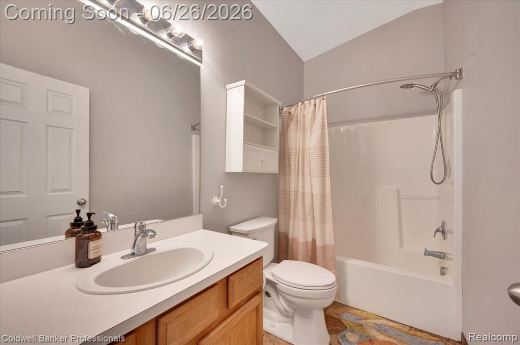 1485 Fountain View Lane, Oxford, MI 48371 — Photo 26