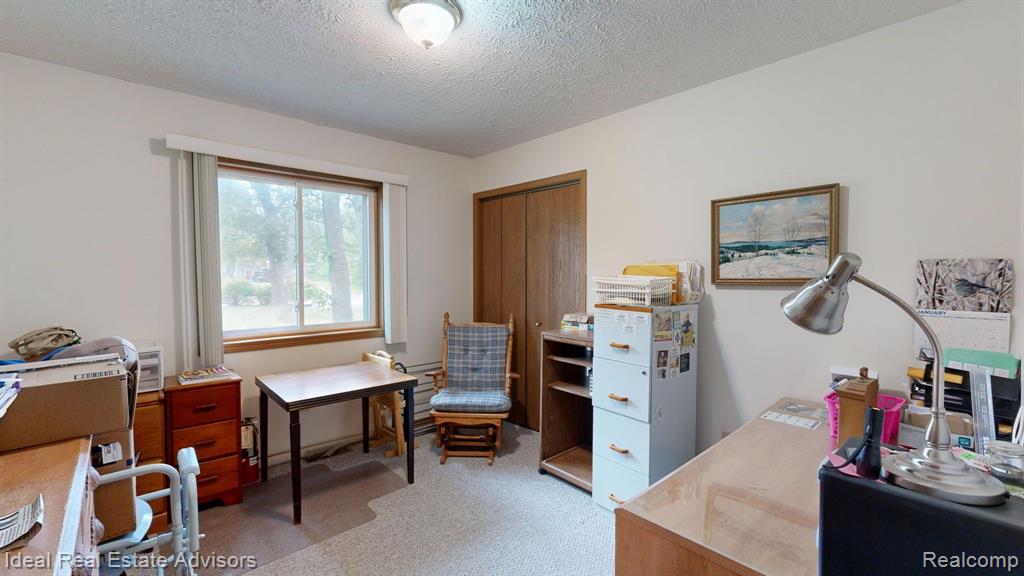 7215 TUSCARORA Circle, Indian River, MI 49749 — Photo 36