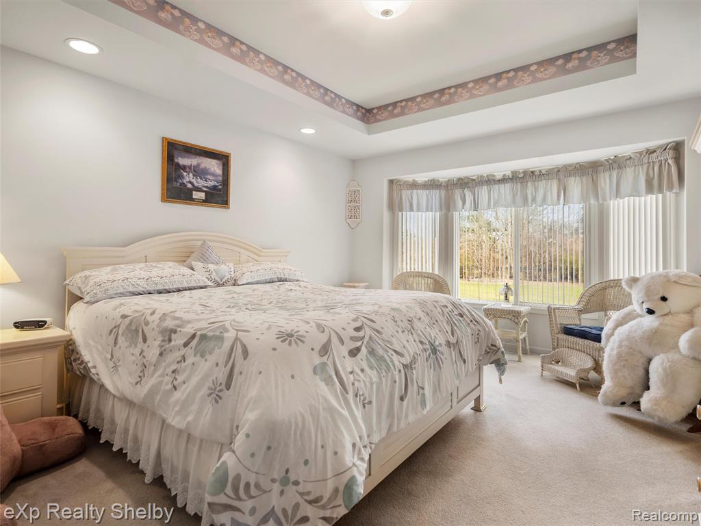 49088 Lehr Drive, Macomb, MI 48044 — Photo 18