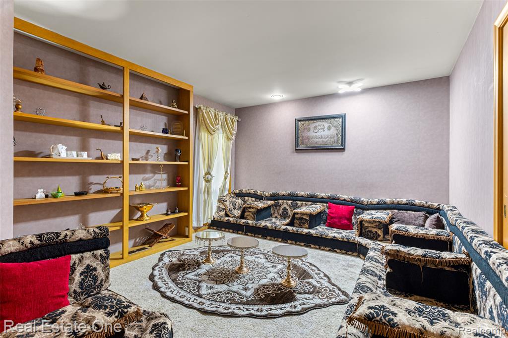 18191 Country Club Circle, Riverview, MI 48193 — Photo 30