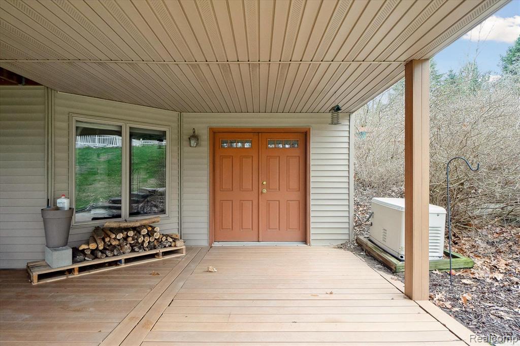 5167 HUNTERS Ridge, Holly, MI 48442 — Photo 48