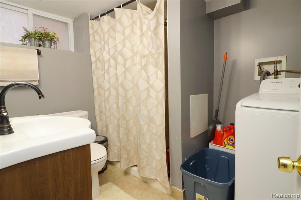 4561 Curtis Street, Dearborn, MI 48126 — Photo 23
