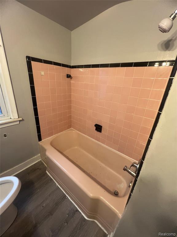 9599 WHITCOMB Street, Detroit, MI 48227 — Photo 18