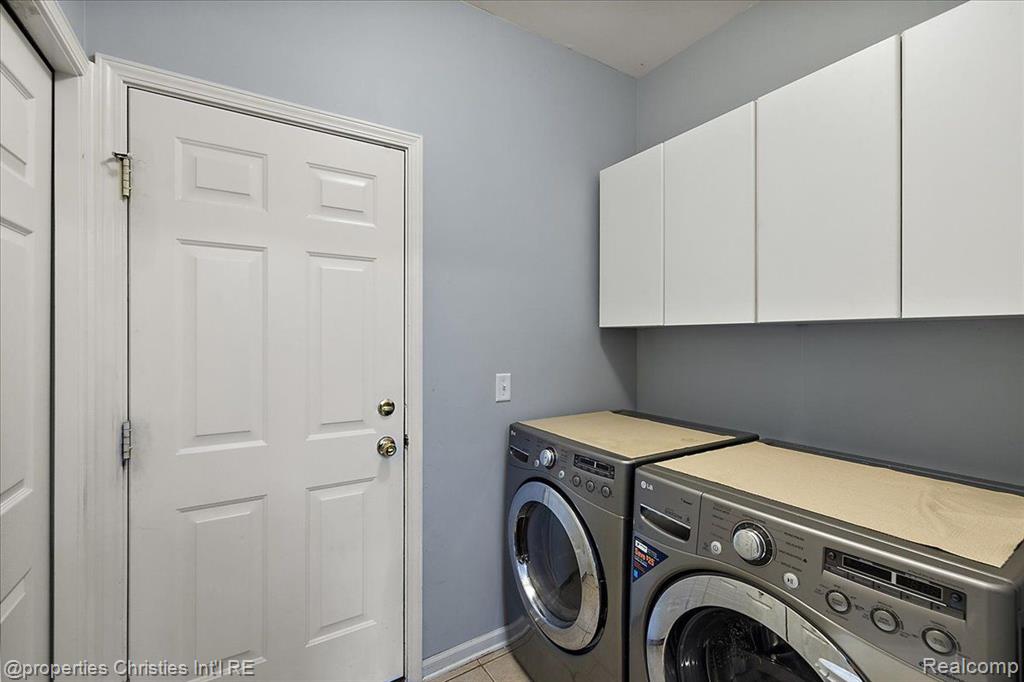 9773 RAVENSHIRE Drive, Ypsilanti, MI 48198 — Photo 23