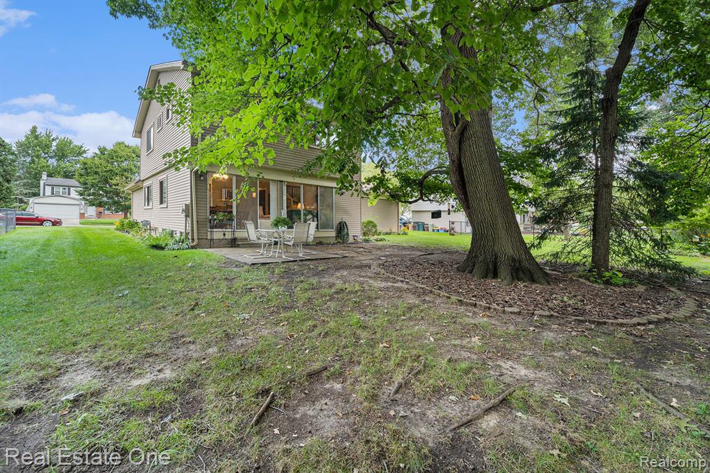 772 RANDALL Drive, Troy, MI 48085 — Photo 35