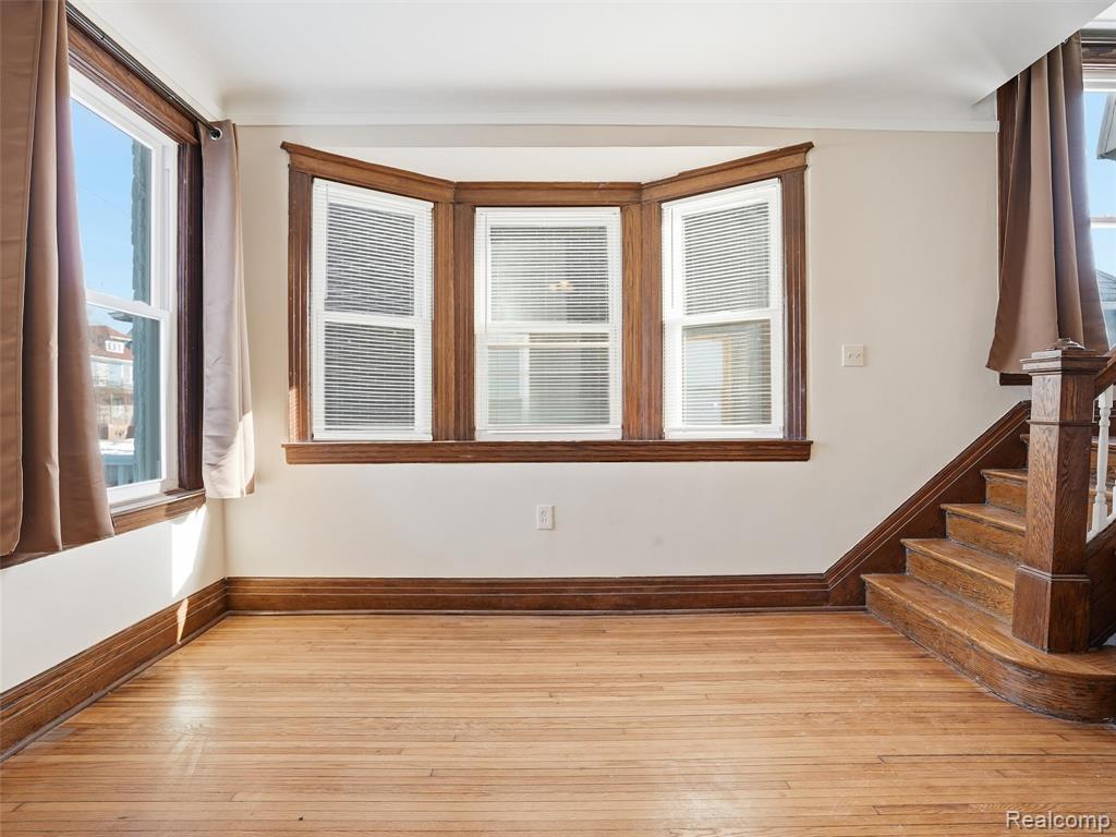 713 Clairmount Street, Detroit, MI 48202 — Photo 12