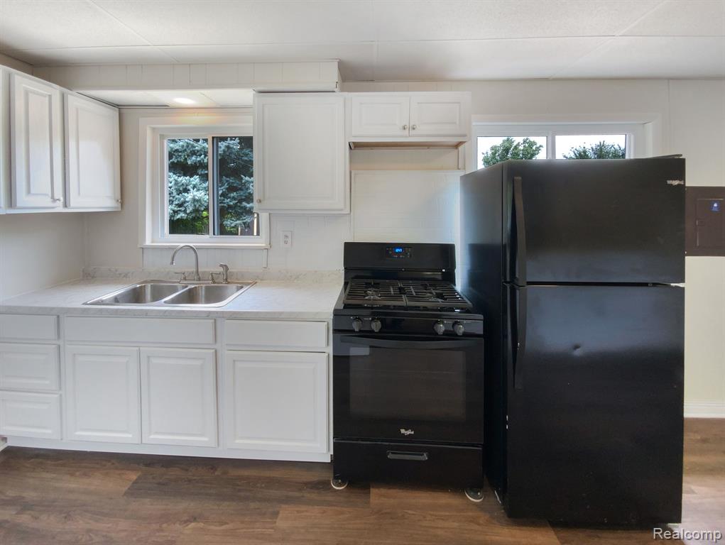 1281 CANDLEWOOD Lane, Ypsilanti, MI 48198 — Photo 12