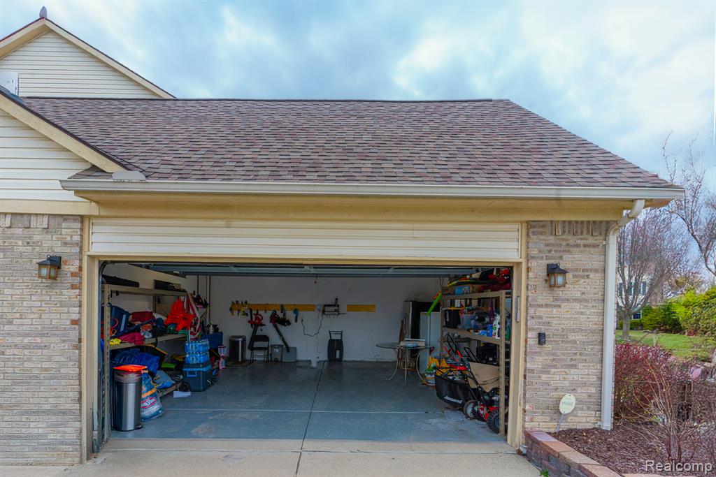 41647 SINGH Drive, Canton, MI 48188 — Photo 8