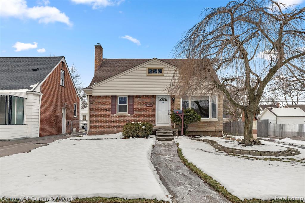 9804 Hubert Avenue, Allen Park, MI 48101 — front exterior