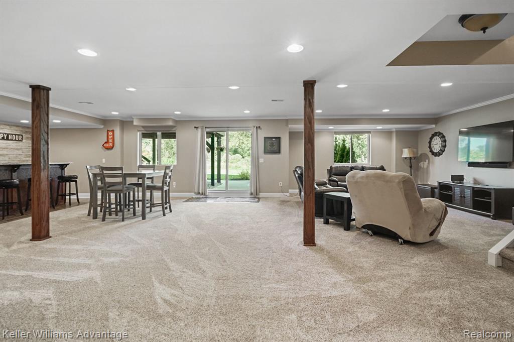 24601 BROMPTON Way, South Lyon, MI 48178 — Photo 30