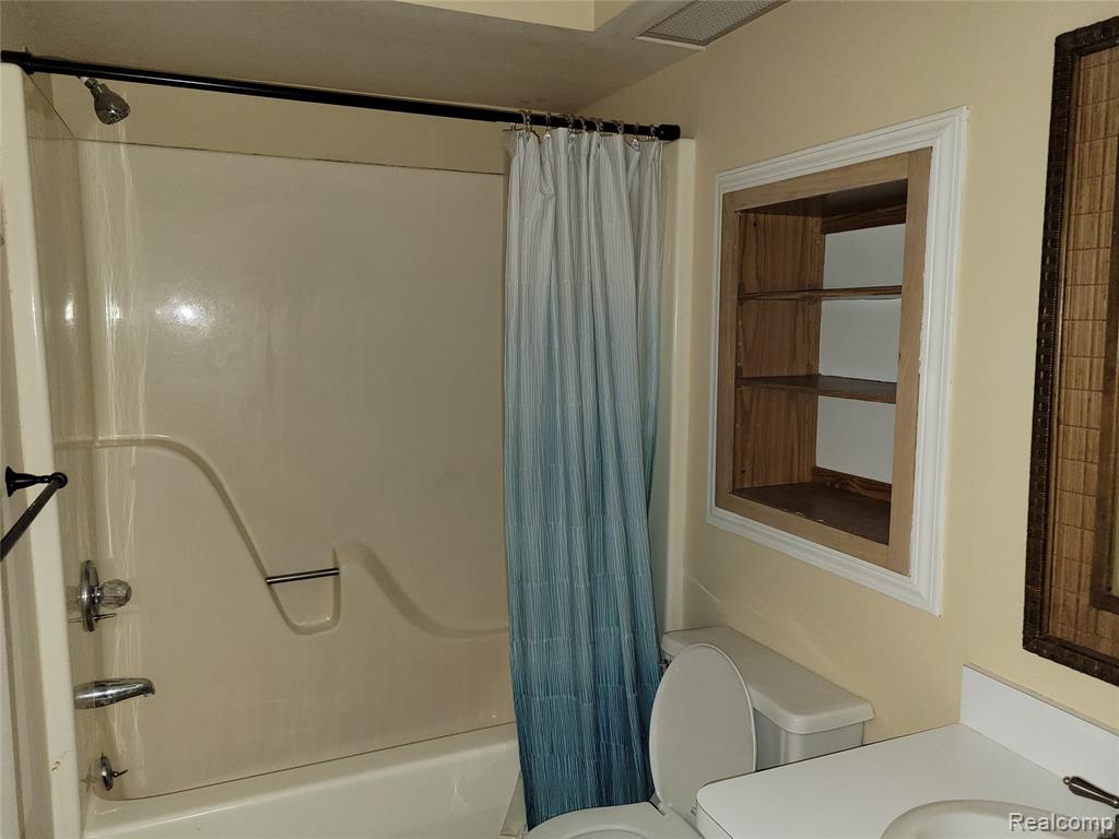 2672 Packard Street, Ann Arbor, MI 48104 — Photo 10
