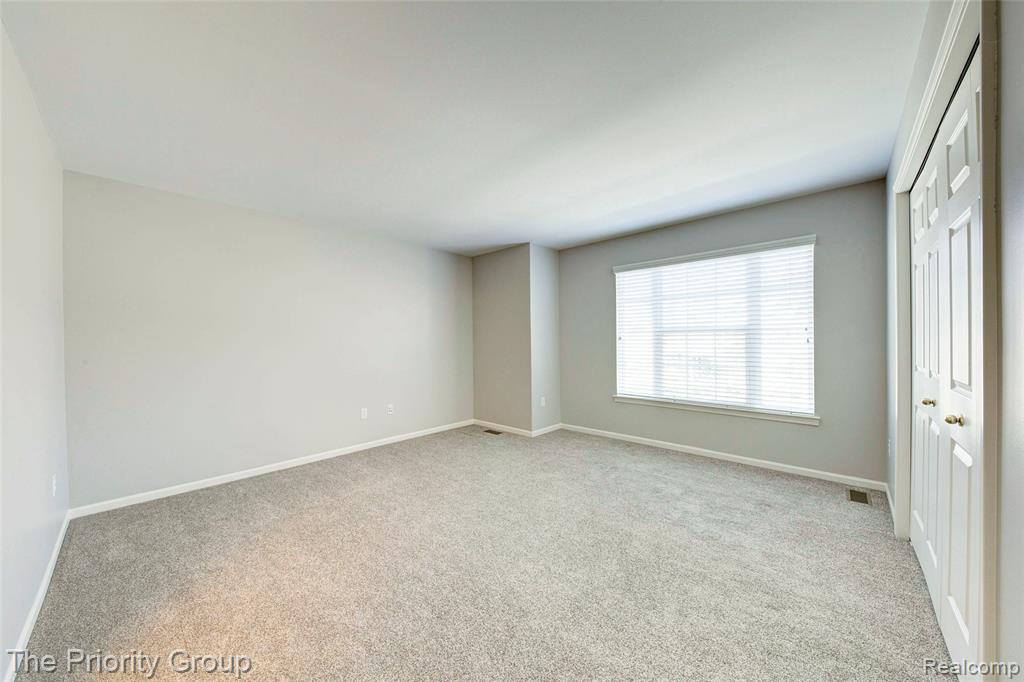 6083 Village Court, Clarkston, MI — Photo 37