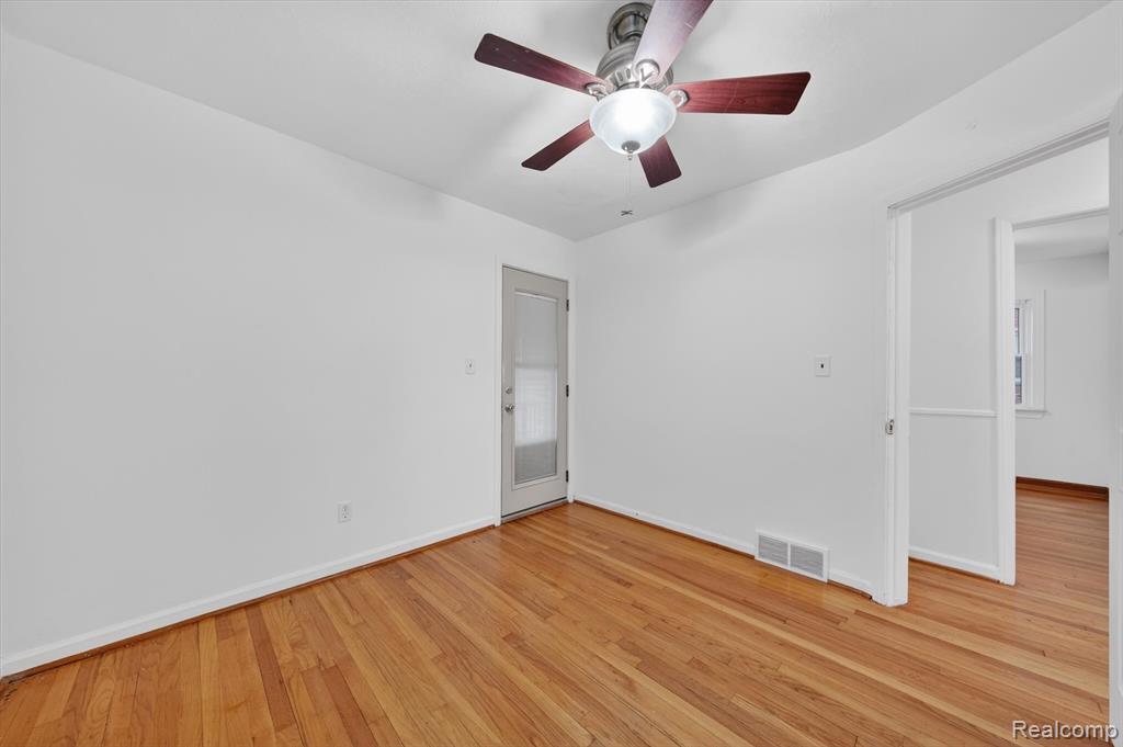 9006 Quandt Avenue, Allen Park, MI 48101 — Photo 29
