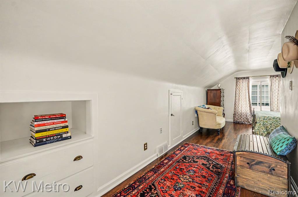 615 Royal Avenue, Royal Oak, MI 48073 — Photo 20