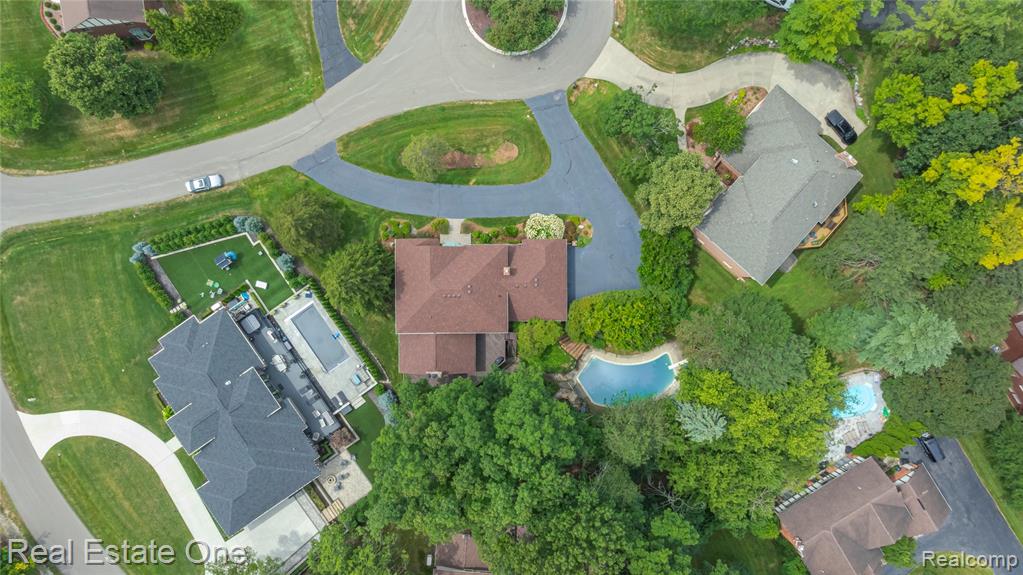 4279 Pine Lane, West Bloomfield, MI 48323 — Photo 36