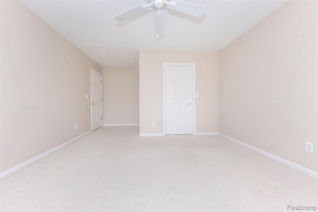 7246 Gateway Drive, West Bloomfield, MI — Photo 52