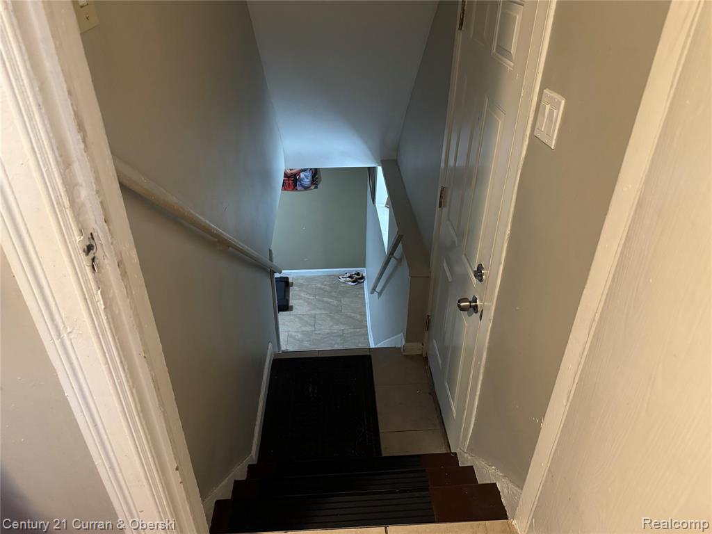 6919 Winthrop Street, Detroit, MI 48228 — Photo 13