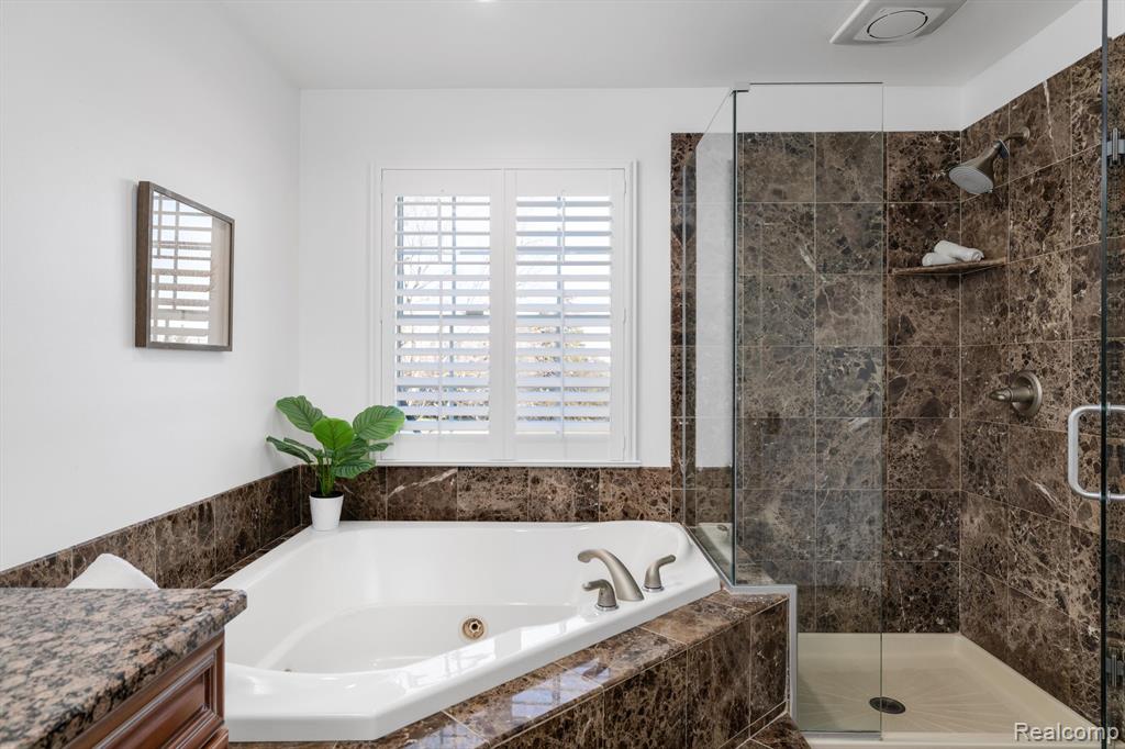 15316 BAY HILL Drive, Northville, MI 48168 — Photo 27