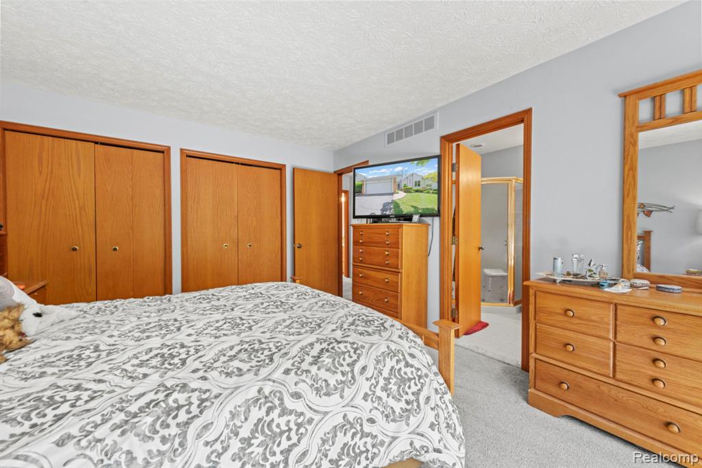 6687 Ridgeview Drive, Clarkston, MI — Photo 25