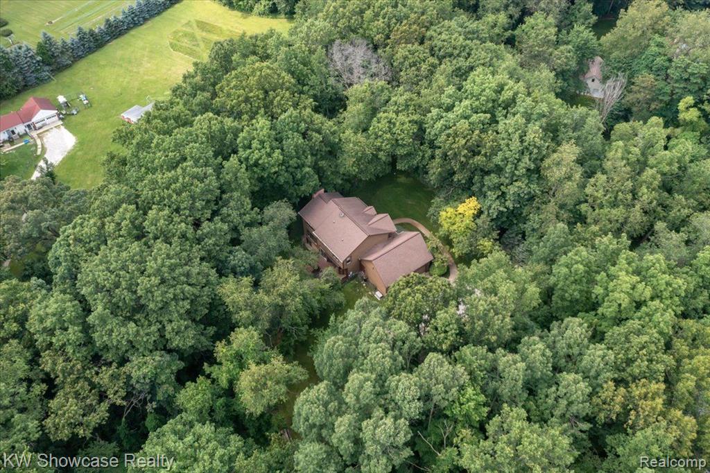 625 CUMBERLAND Trail, Milford, MI 48381 — Photo 25