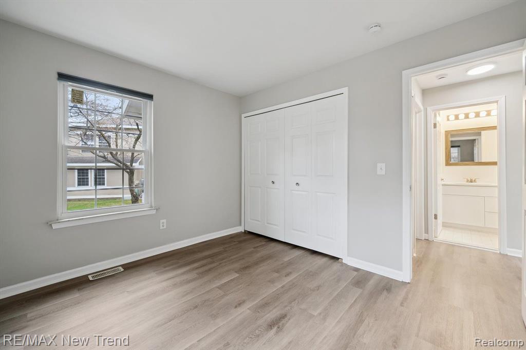 6641 HEARTHSIDE Court, West Bloomfield, MI — Photo 16