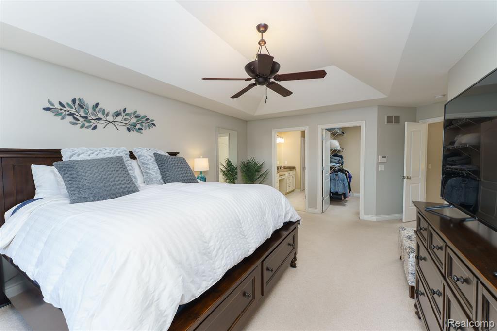 10725 WATERFALL, South Lyon, MI 48178 — Photo 28