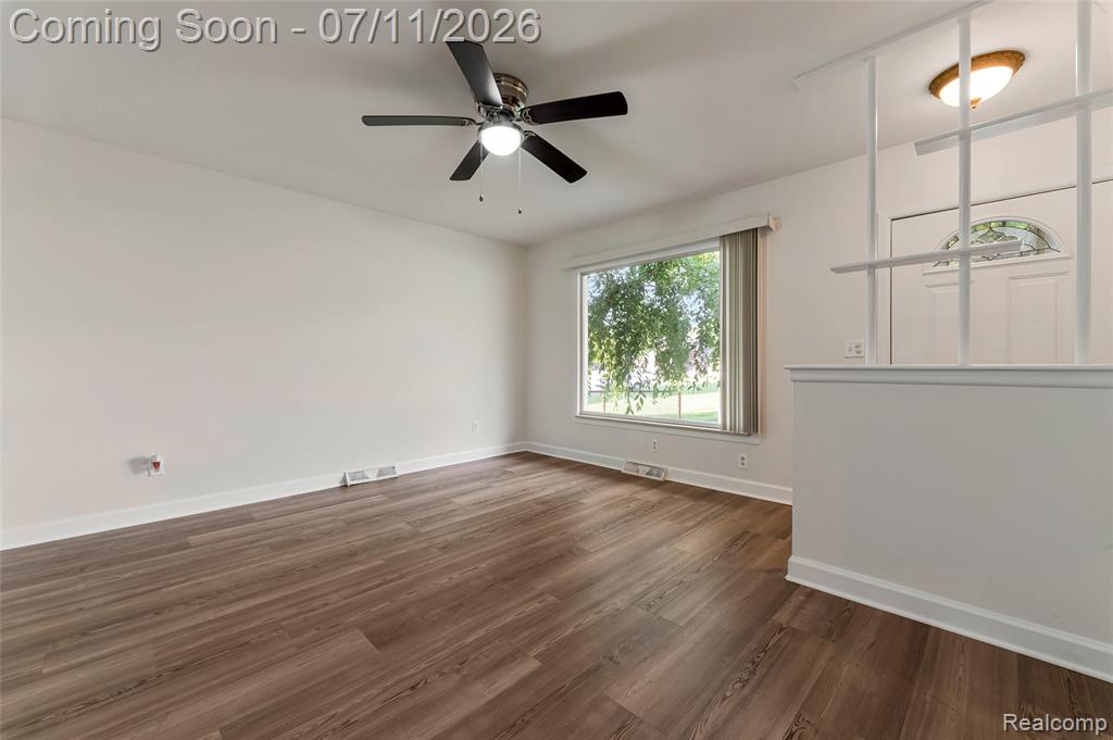 5965 N Lafayette Street, Dearborn Heights, MI 48127 — Photo 9