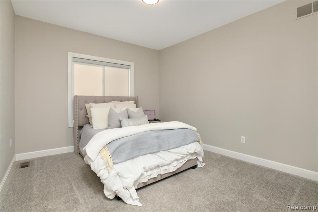 50035 ANITA Way N, Macomb, MI 48044 — Photo 17