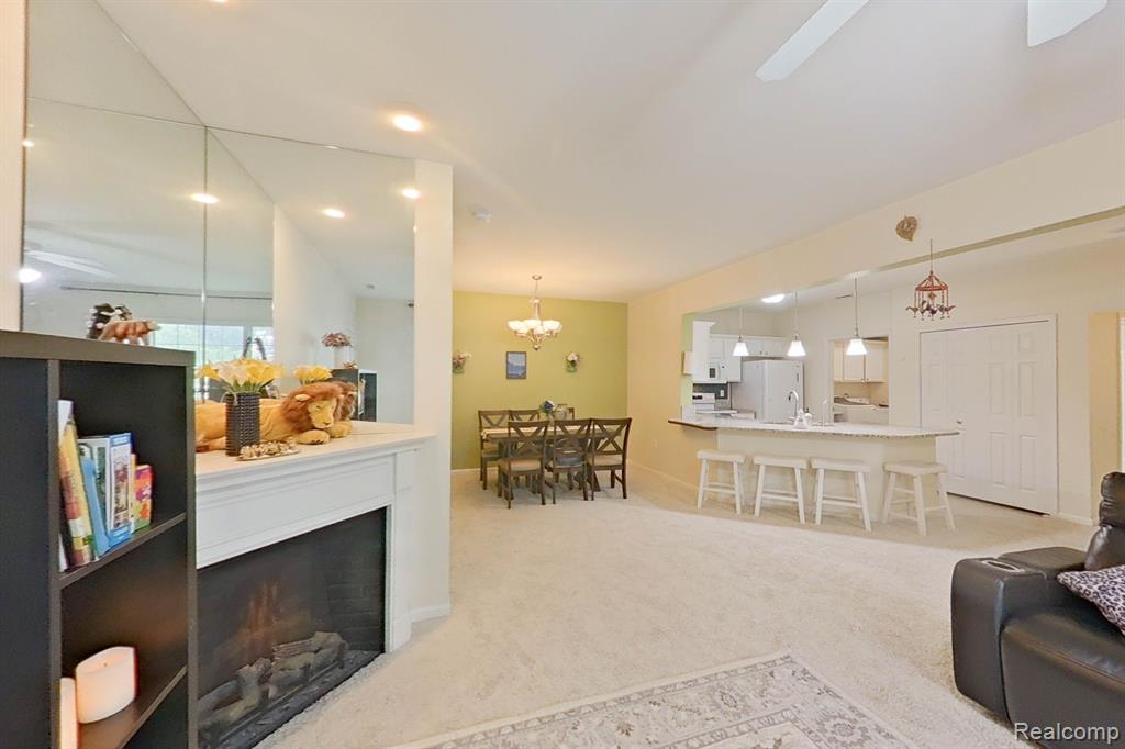 27104 CHESAPEAKE Circle, Walled Lake, MI 48390 — Photo 6