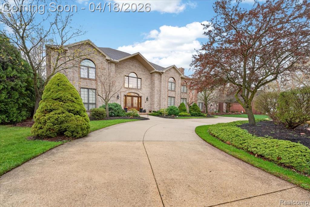 8657 Marquette Drive, Grosse Ile, MI 48138 — Photo 2