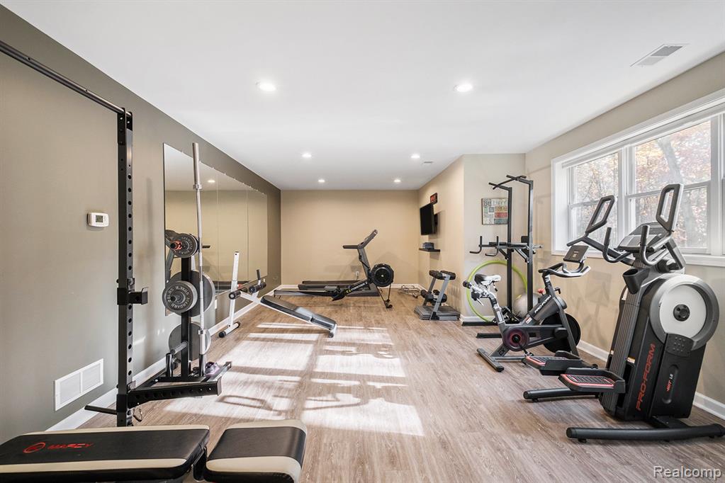 1281 Victoria Lane, Fenton, MI 48430 — Photo 28