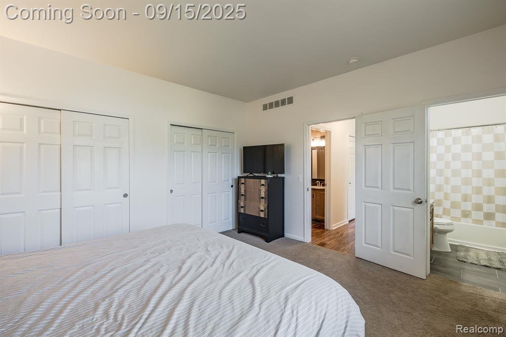 10455 Scarlet Oak Drive, Ypsilanti, MI 48198 — Photo 26