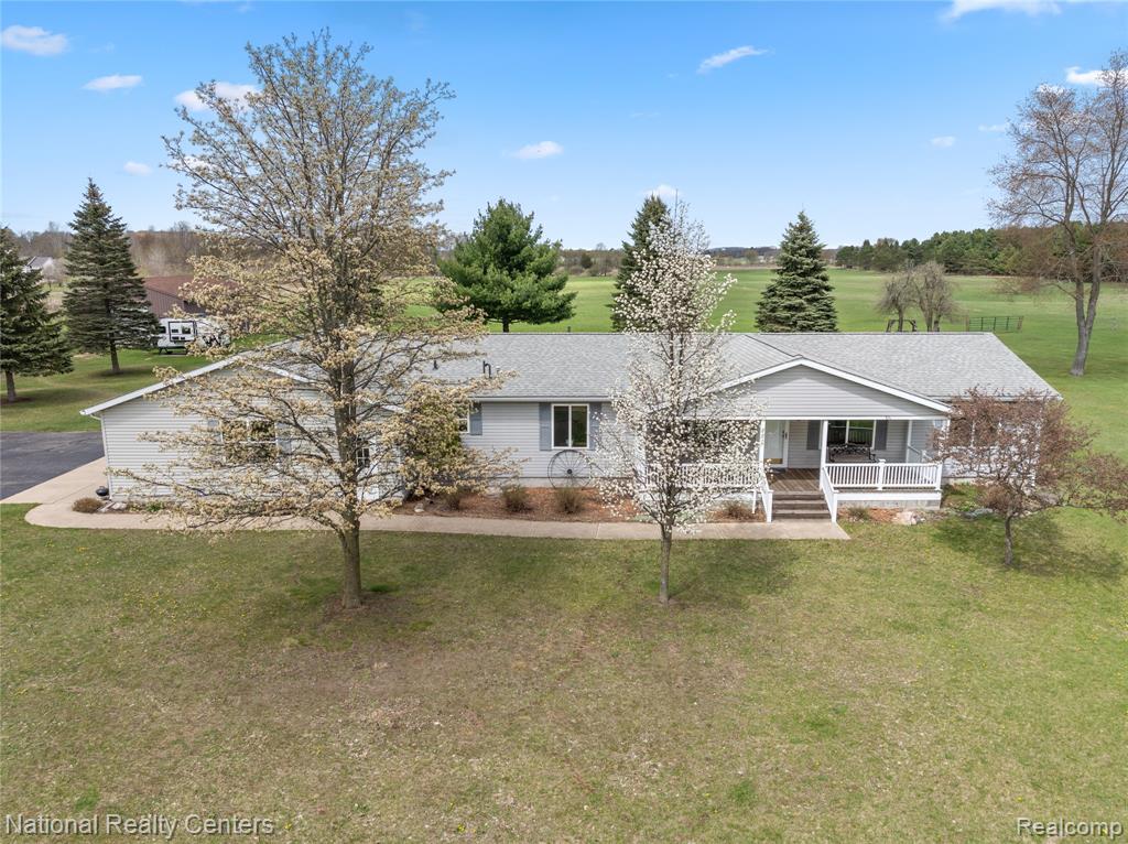 880 West Avenue, Big Rapids, MI 49307 — Photo 3