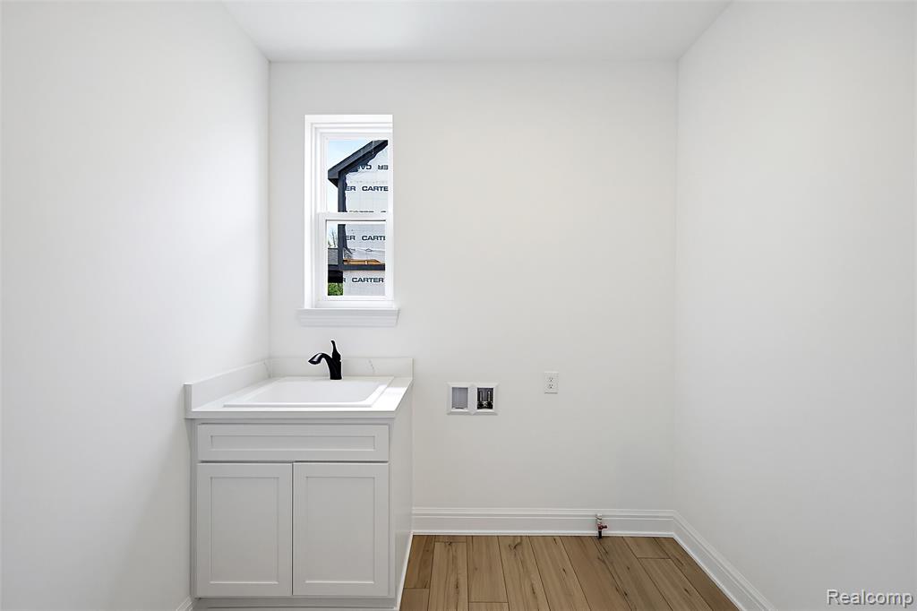 28324 Nadia Lane, New Baltimore, MI 48047 — Photo 22
