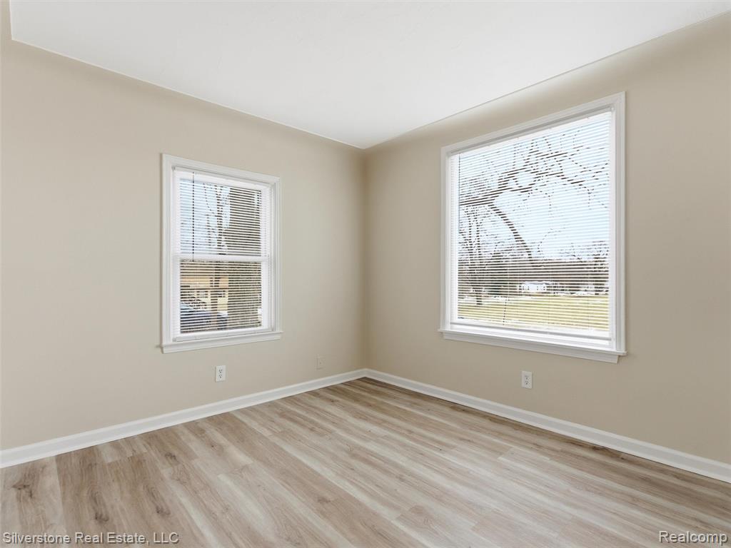 685 Northway Drive, Pontiac, MI 48342 — Photo 5