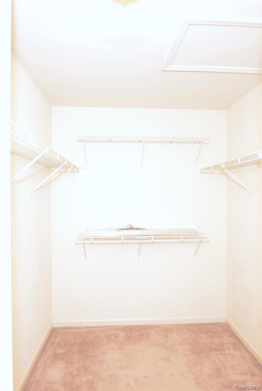9 N VISTA, Auburn Hills, MI 48326 — Photo 14