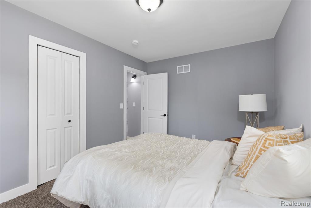32443 Florence Street, Garden City, MI — Photo 15