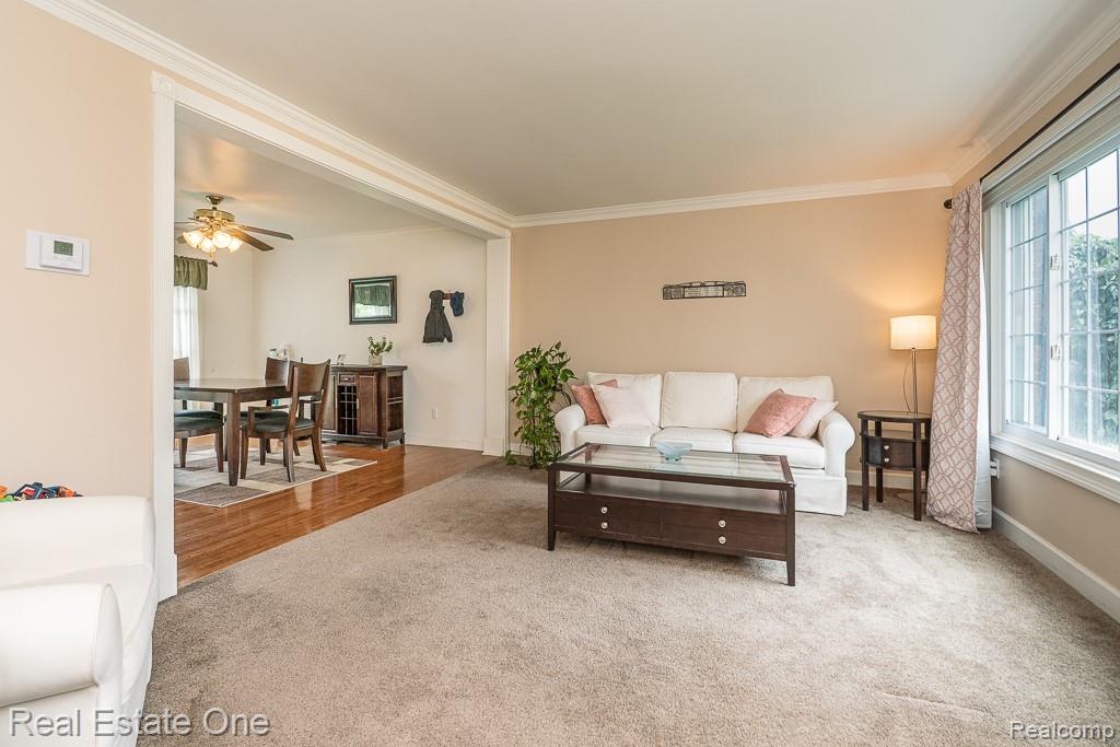 42514 Freeport Drive, Sterling Heights, MI 48313 — Photo 5