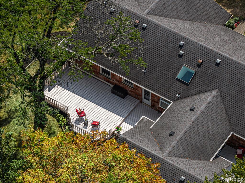 18146 Riverside Drive, Beverly Hills, MI 48025 — Photo 38